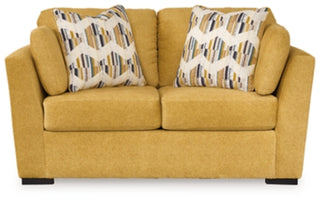 Keerwick Loveseat