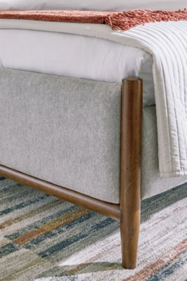Lyncott Queen Upholstered Panel Bed