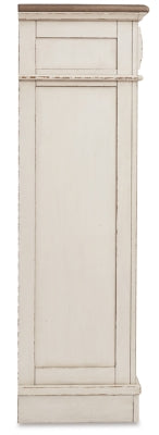 Realyn Chest of Drawers