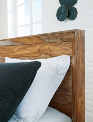 Dressonni California King Panel Bed