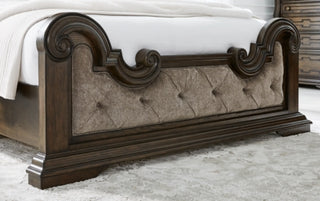 Maylee Queen Upholstered Bed